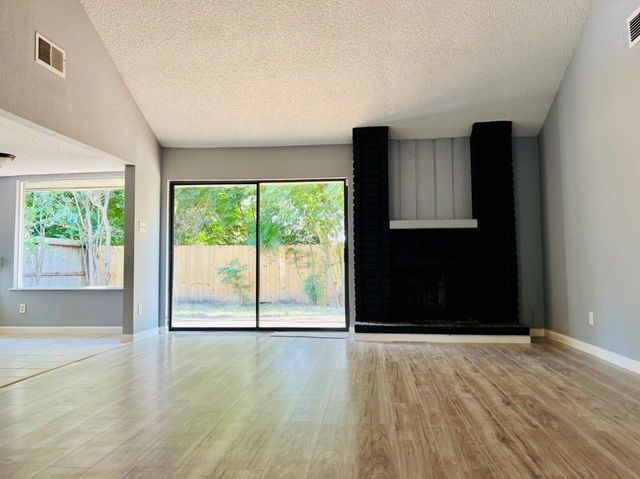7627 Candlegreen Lane, Houston, TX 77071