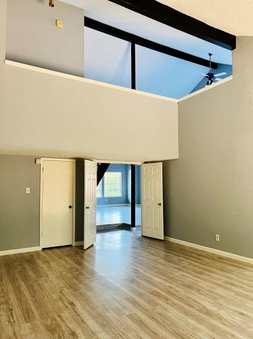 7627 Candlegreen Lane, Houston, TX 77071
