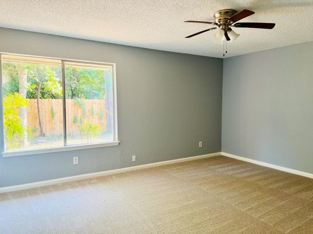 7627 Candlegreen Lane, Houston, TX 77071