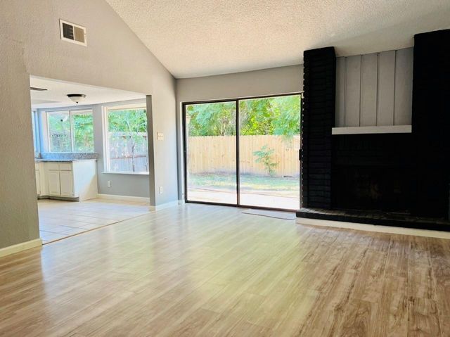 7627 Candlegreen Lane, Houston, TX 77071