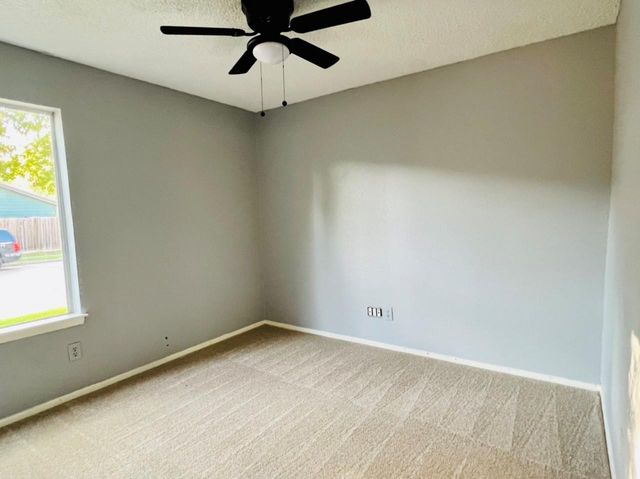 7627 Candlegreen Lane, Houston, TX 77071
