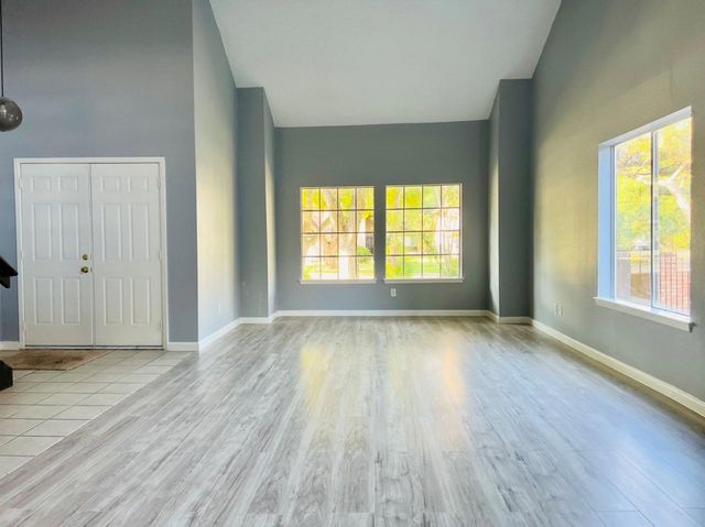 7627 Candlegreen Lane, Houston, TX 77071