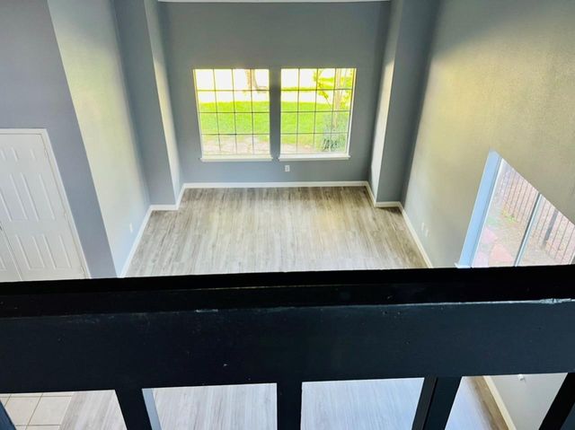 7627 Candlegreen Lane, Houston, TX 77071