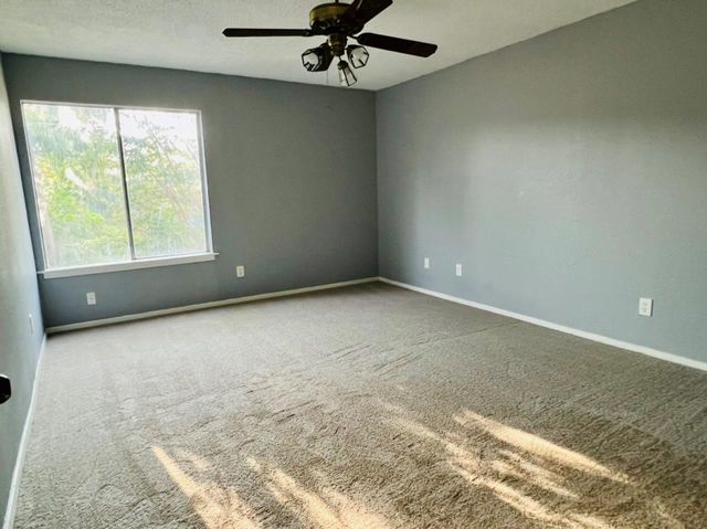7627 Candlegreen Lane, Houston, TX 77071