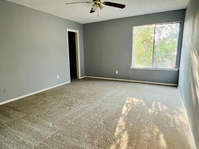 7627 Candlegreen Lane, Houston, TX 77071