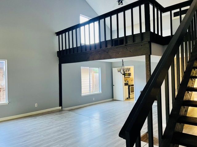 7627 Candlegreen Lane, Houston, TX 77071