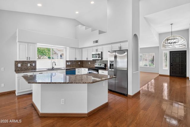 1220 N CAYMAN Drive, Gilbert, AZ 85234