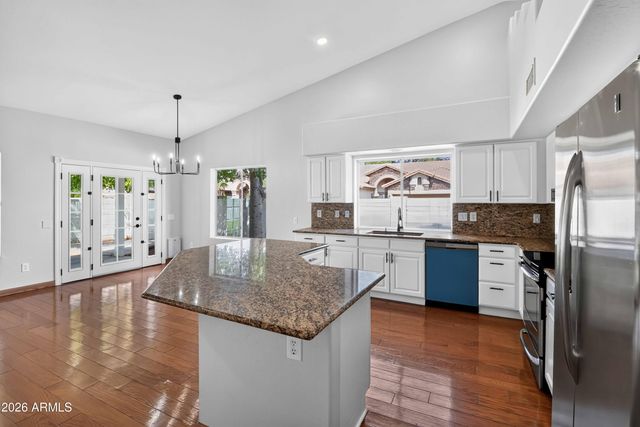 1220 N CAYMAN Drive, Gilbert, AZ 85234