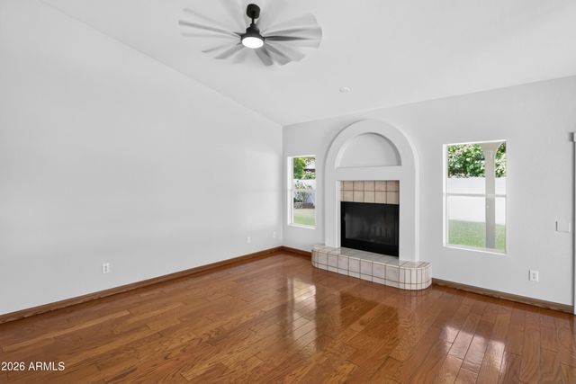 1220 N CAYMAN Drive, Gilbert, AZ 85234