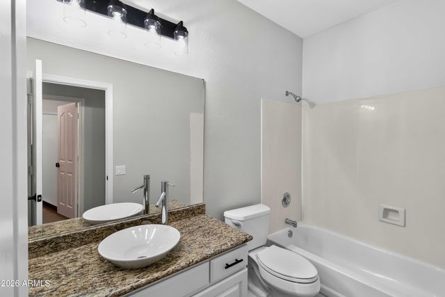 1220 N CAYMAN Drive, Gilbert, AZ 85234