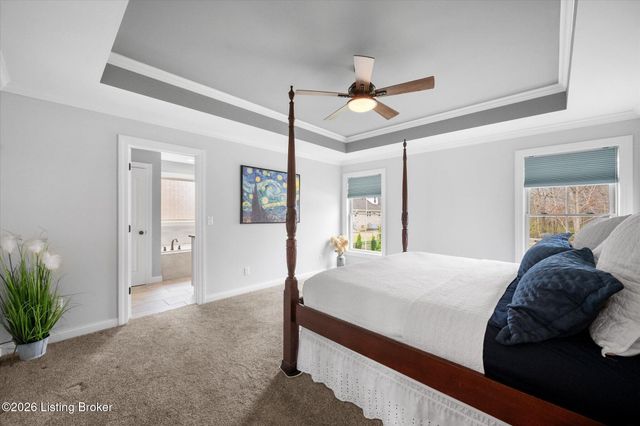 7712 Niemann Dr, Louisville, KY 40291