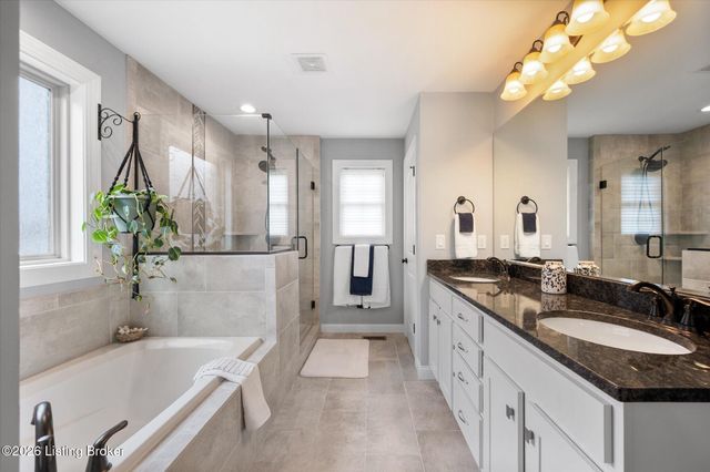 7712 Niemann Dr, Louisville, KY 40291