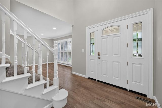 6 Wagonspring Court, St Charles, MO 63303