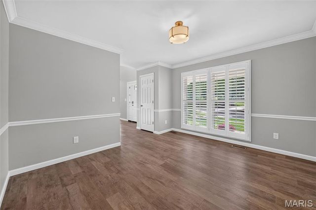 6 Wagonspring Court, St Charles, MO 63303