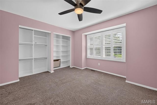 6 Wagonspring Court, St Charles, MO 63303