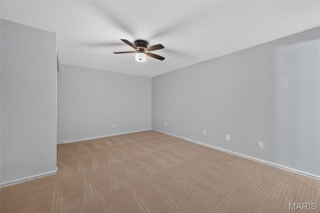 6 Wagonspring Court, St Charles, MO 63303