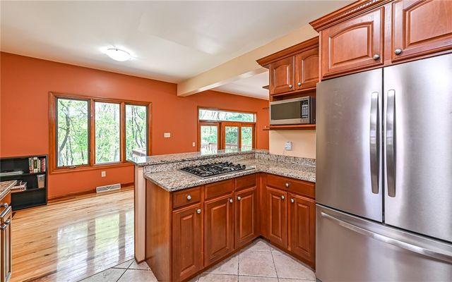 516 Lincoln Ave, Ross Twp, PA 15237