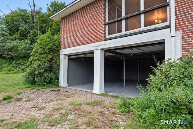 34 Hoskins Road, Bloomfield, CT 06002