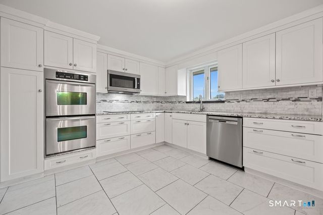34 Hoskins Road, Bloomfield, CT 06002