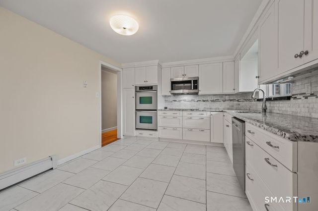34 Hoskins Road, Bloomfield, CT 06002