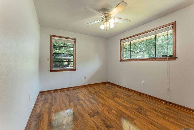 4018 Chestnut St, Zachary, LA 70791