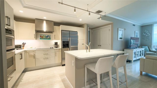 1350 MAIN STREET 908, Sarasota, FL 34236