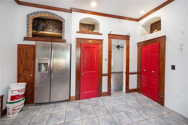 1201 Friendly Avenue, Greensboro, NC 27403