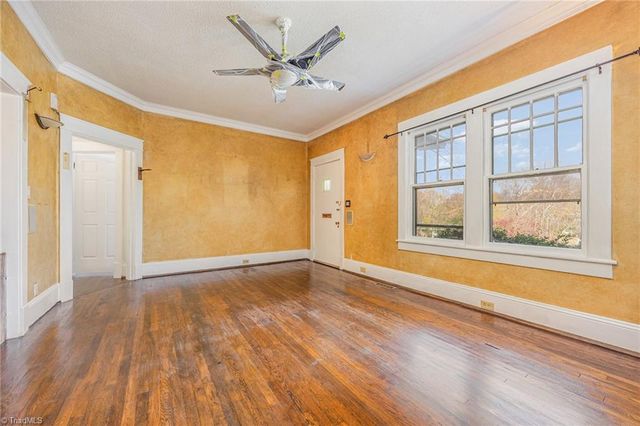 1201 Friendly Avenue, Greensboro, NC 27403