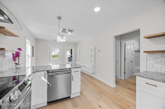 803 S 14th Street, Wilmington, NC 28401