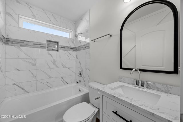 803 S 14th Street, Wilmington, NC 28401