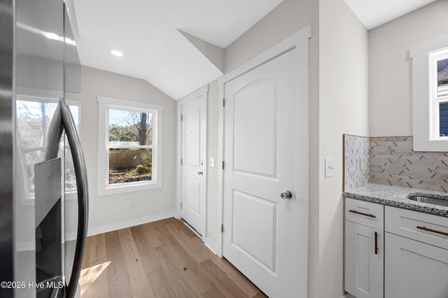 803 S 14th Street, Wilmington, NC 28401