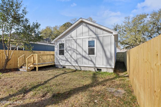 803 S 14th Street, Wilmington, NC 28401