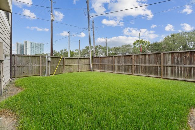 2402 Calumet Street D, Houston, TX 77004