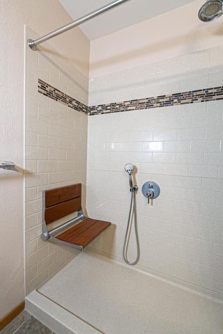 2211 VIRGINIA DRIVE, Manitowoc, WI 54220