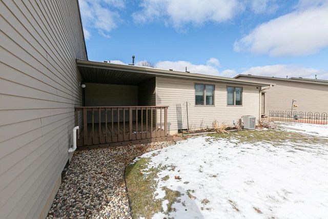 2211 VIRGINIA DRIVE, Manitowoc, WI 54220