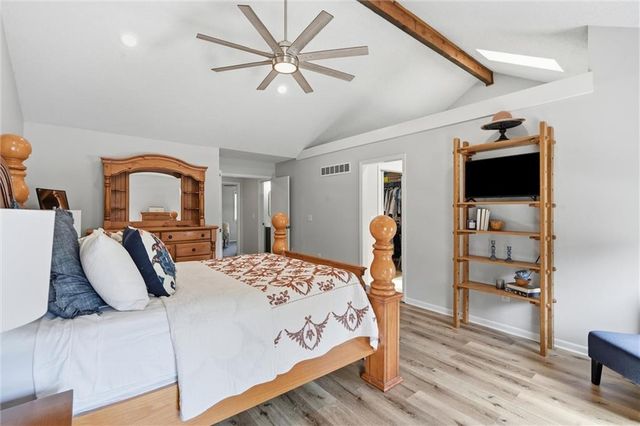 8531 Long Street, Lenexa, KS 66215