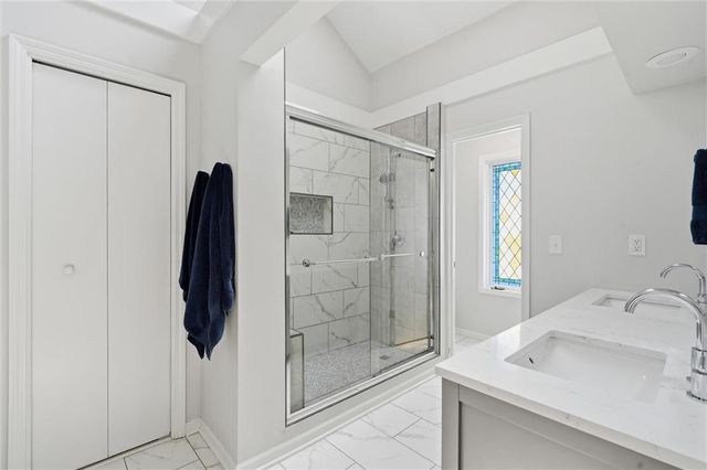 8531 Long Street, Lenexa, KS 66215