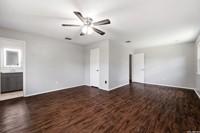 6123 Ridge Arbor st, San Antonio, TX 78250