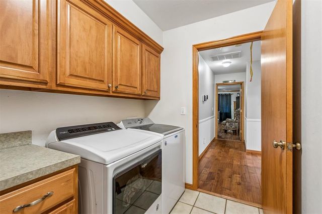 1629 Canyon Bluff Road, Guthrie, OK 73044