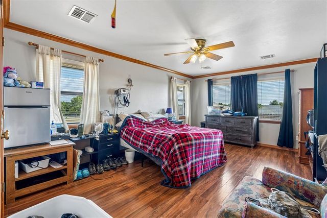1629 Canyon Bluff Road, Guthrie, OK 73044