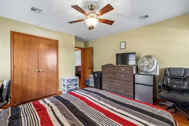1629 Canyon Bluff Road, Guthrie, OK 73044
