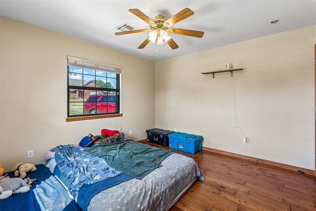 1629 Canyon Bluff Road, Guthrie, OK 73044