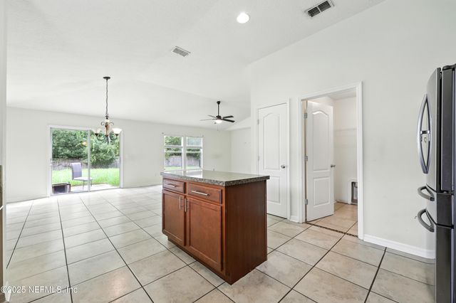 2522 VICTORIA POINT Drive, Jacksonville, FL 32218