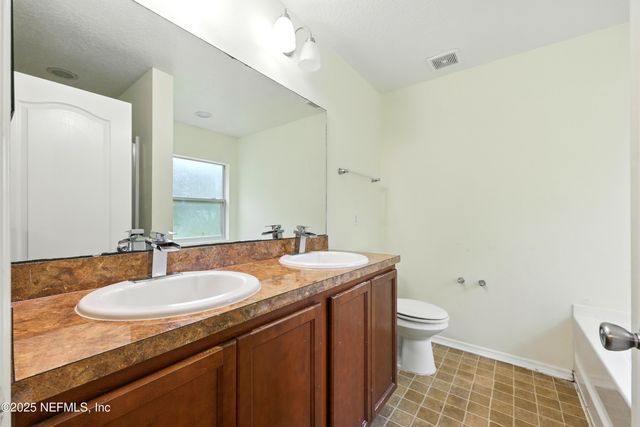 2522 VICTORIA POINT Drive, Jacksonville, FL 32218