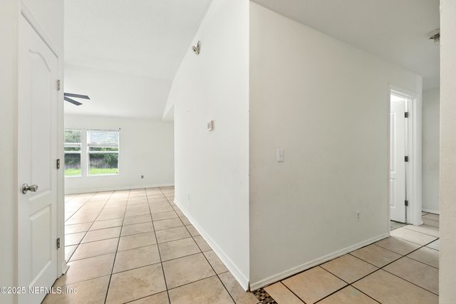 2522 VICTORIA POINT Drive, Jacksonville, FL 32218