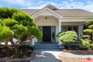 2019 West Boulevard, Los Angeles, CA 90016