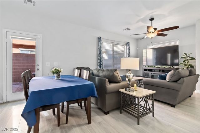 8908 Cambridge Glen Court, Las Vegas, NV 89149