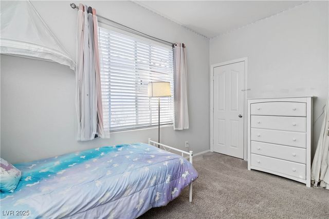 8908 Cambridge Glen Court, Las Vegas, NV 89149