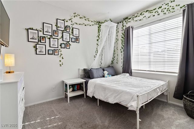 8908 Cambridge Glen Court, Las Vegas, NV 89149