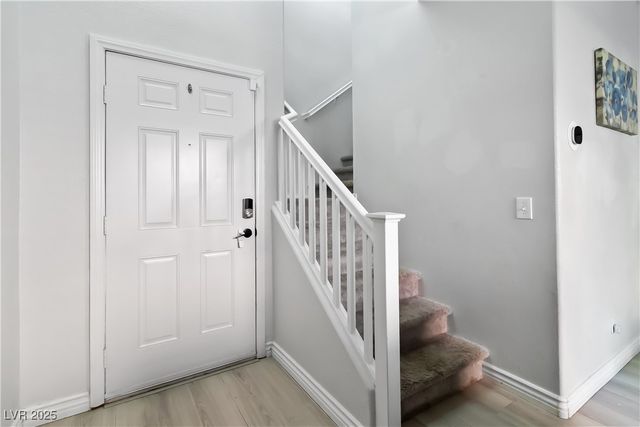 8908 Cambridge Glen Court, Las Vegas, NV 89149